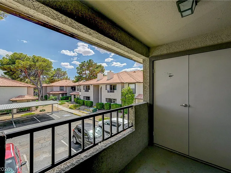 2606 S Durango Dr #248 — Photo 31