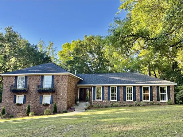 5911 Shenandoah Rd N, Mobile, AL 36608