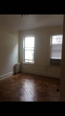 Rented by SRG Real Estate Inc.  | media 6