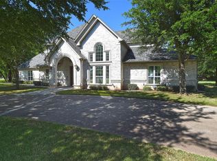 102 Northern Lights Ct, Aurora, TX 76078