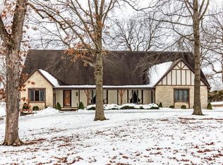 96 SW 100th Rd, Warrensburg, MO 64093