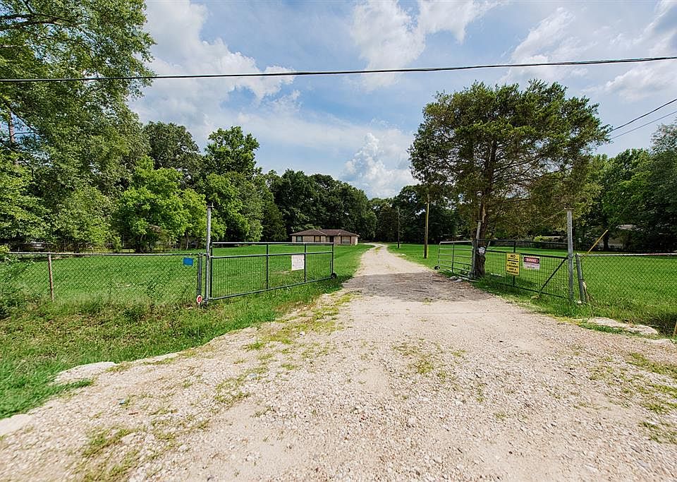 1st image of 24022 Creekwood Dr