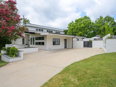 2216 Brookdale Ln, Vestavia Hills, AL, 35216