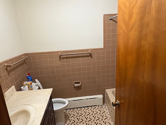 5th image of 1174 6th St