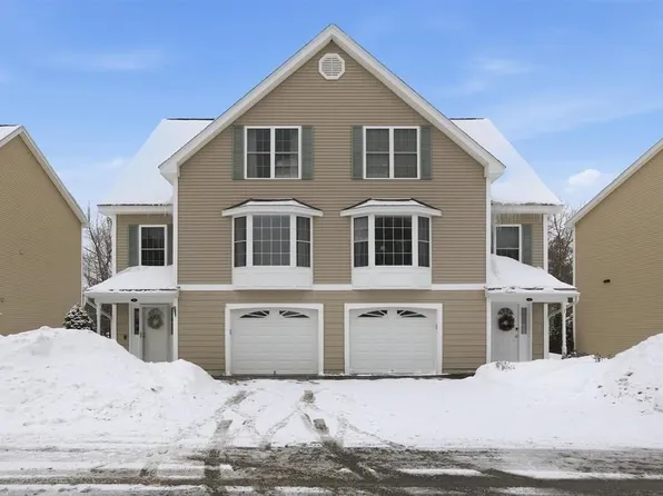 11 Canterberry Ct #A, Hudson, NH 03051