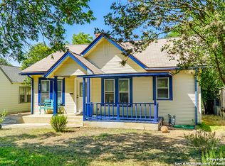 925 Myrta St, Kerrville, TX 78028