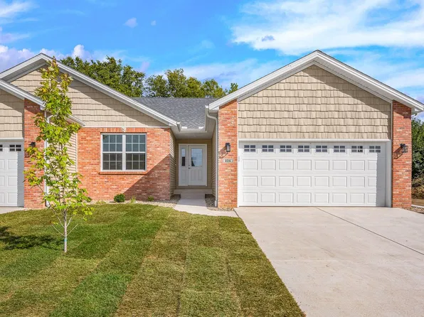 234 Cassidy Rd, Normal, IL 61761