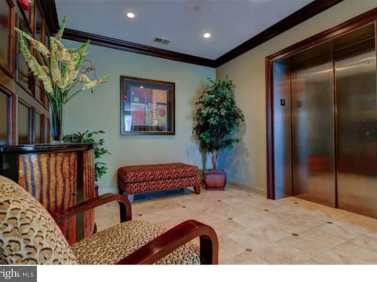 968 Robbinsville Edinburg Rd #210 — Photo 5