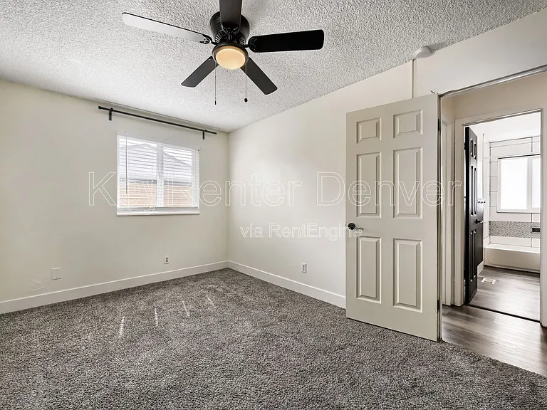 5543 Atchison St — Photo 10