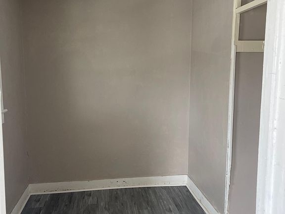 bonus room with closet