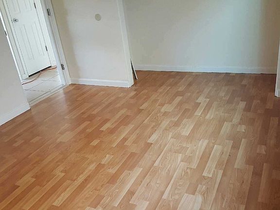 5th image of 7470 Rogers Ln APT 1