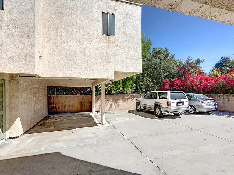 412 N Venice Blvd #B — Photo 2