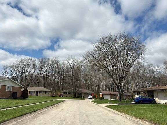 5th image of 660 Fredericksburg Dr