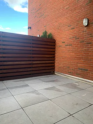 Rented by EXR | media 4