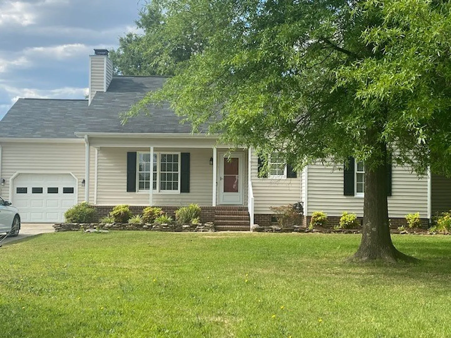 3 Bed/2 Bath in Pikeville — Photo 1