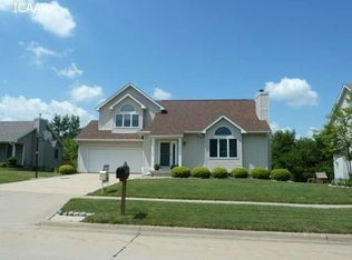2400 Mulberry St, Coralville, IA 52241