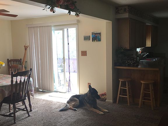 3rd image of 4463 Hilltop Dr