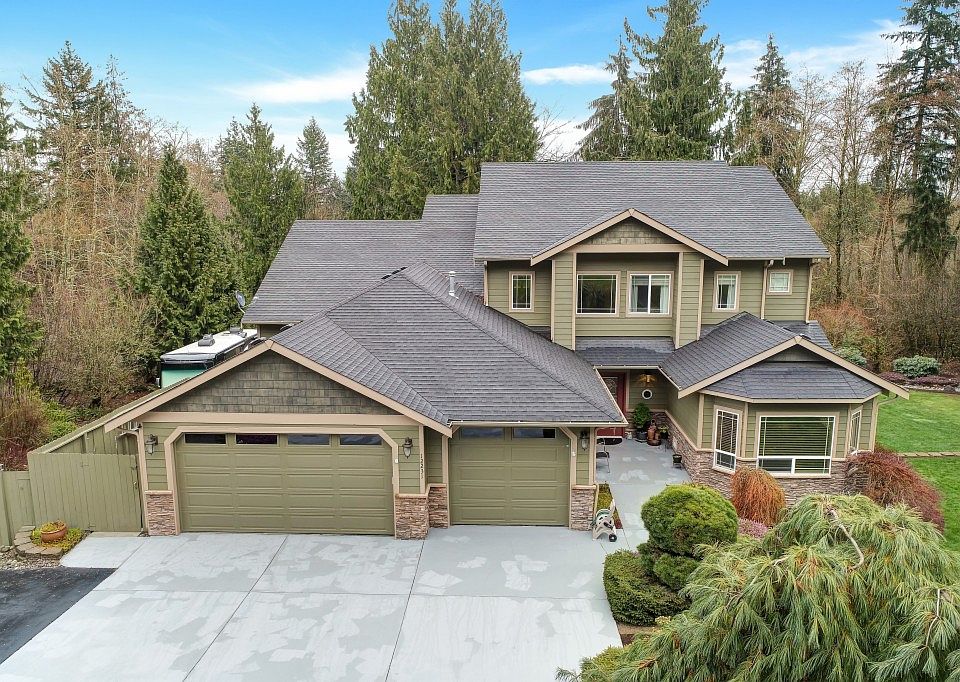 1st image of 12231 6th Ave NE