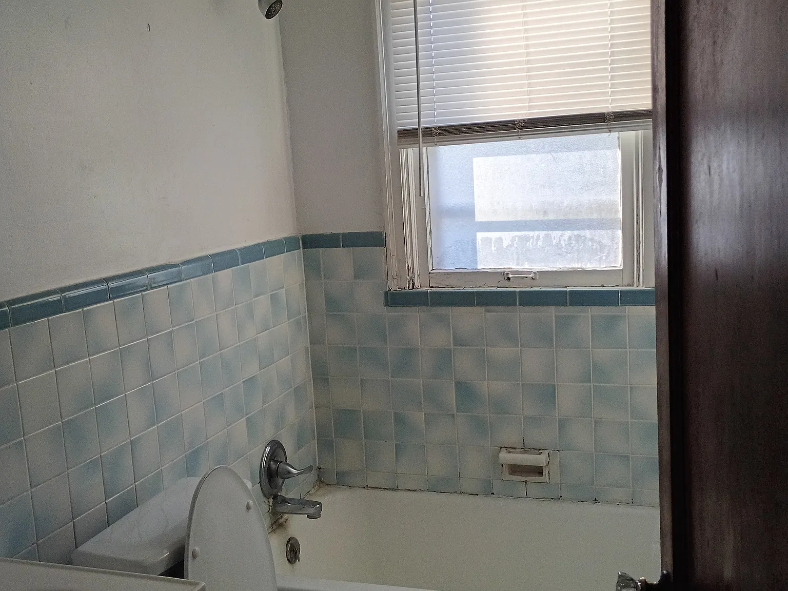 2 bed, 918 sqft, $850 — Photo 2