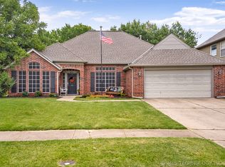 621 N Willow Ave, Broken Arrow, OK 74012