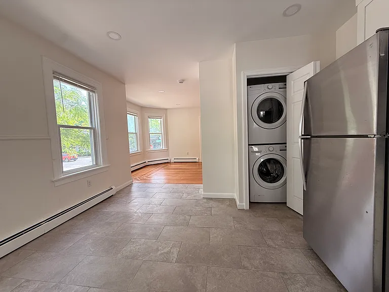 622 Hope St #1 — Photo 5