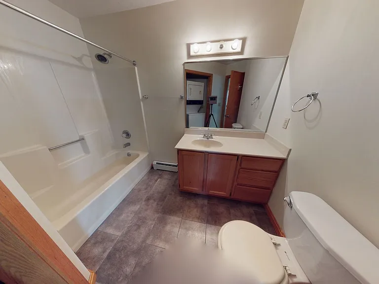 Millstream Apartments — Photo 11