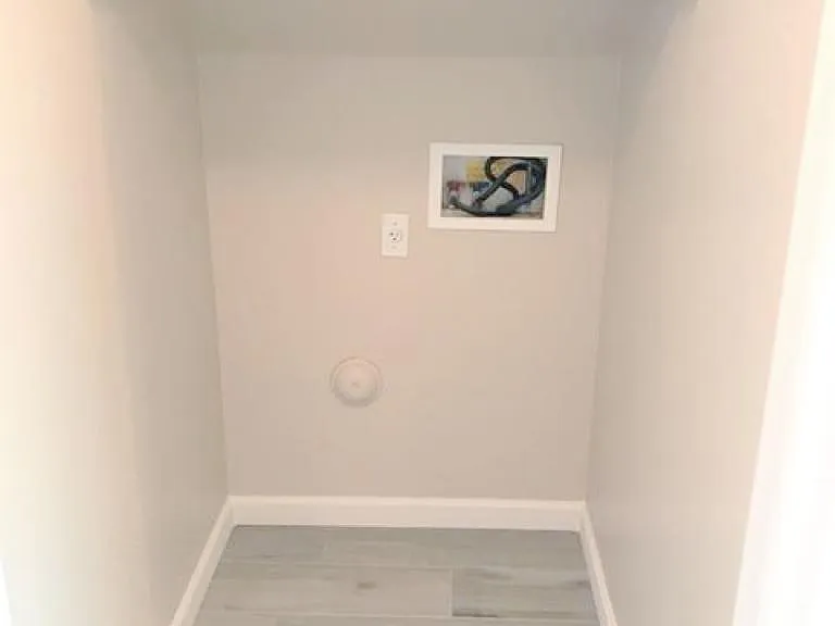3618 W Marconi Ave — Photo 19