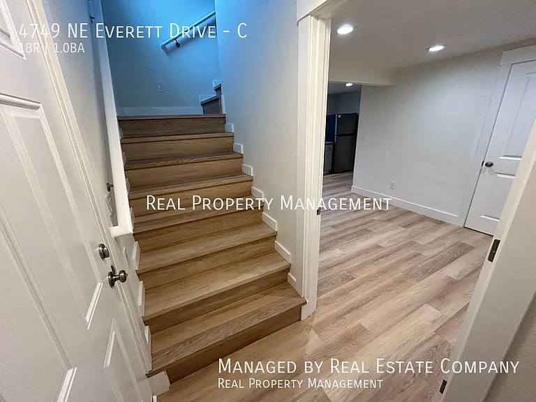 4749 NE Everett Dr #C — Photo 8