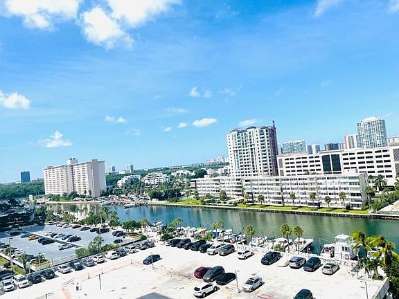 2nd image of 01031-100 Bayview Dr #1031