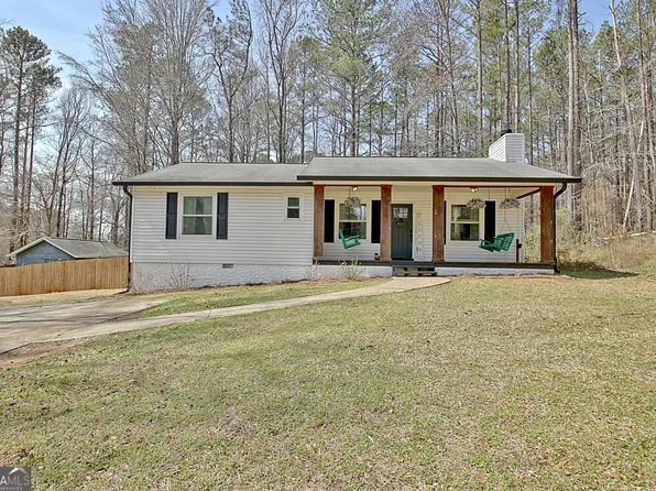 1120 Minix Rd, Sharpsburg, GA 30277