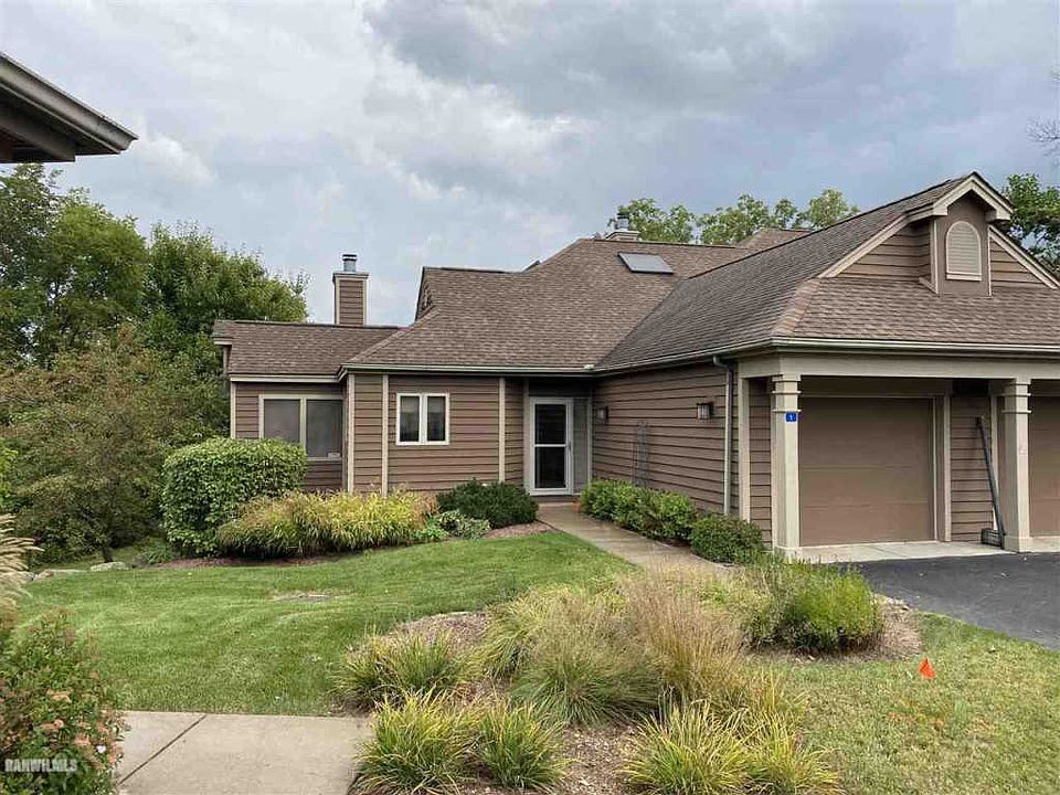 1st image of 5 Walnut Hill Ln