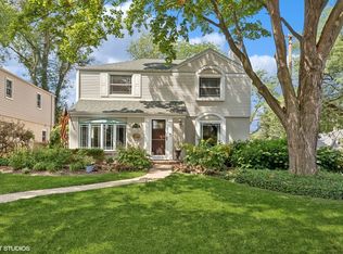402 S Belmont Ave, Arlington Heights, IL 60005