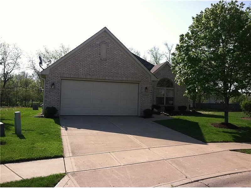 1795 Stonewall Cir photo 1