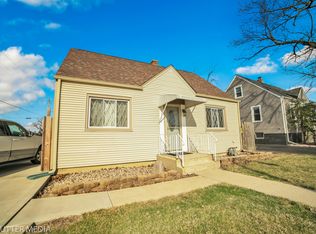 7556 Latrobe Ave, Burbank, IL