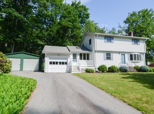21 Noble Dr, Chelmsford, MA 01824
