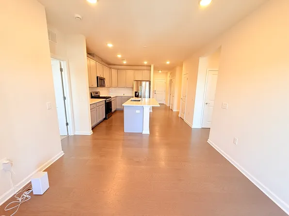 1 Culvert Dr, Princeton Junction, NJ