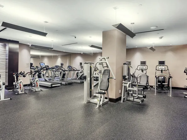 100 Riverside Boulevard image 17 of 21