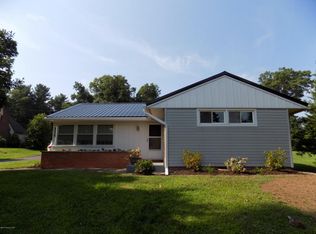 135 W County Rd, Sugarloaf, PA 18249