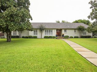 5425 Caladium Dr, Dallas, TX 75229