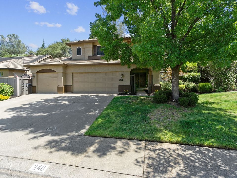 1st image of 240 Luna Cir