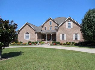 205 Hyde Park Dr, Goldsboro, NC 27530