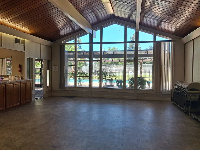 1127 Rosa Del Rio Way — Photo 14