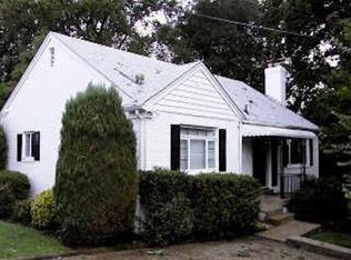 6081 9th Pl N, Arlington, VA 22205