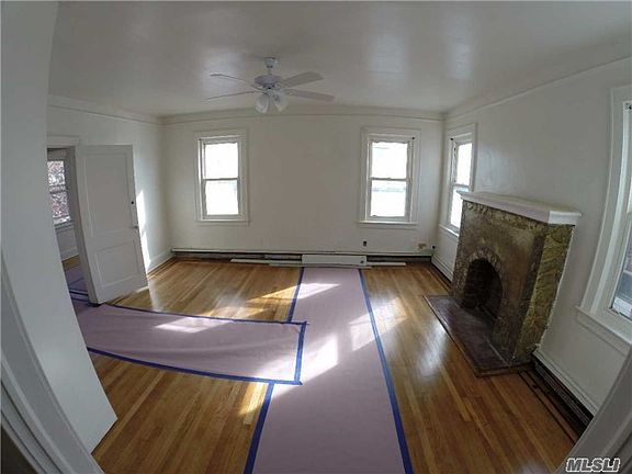 2nd image of 10605 31st Ave