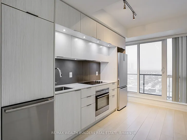 170 Sumach St #2011 — Photo 18