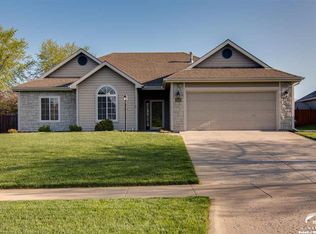 4504 Trail Rd, Lawrence, KS 66049