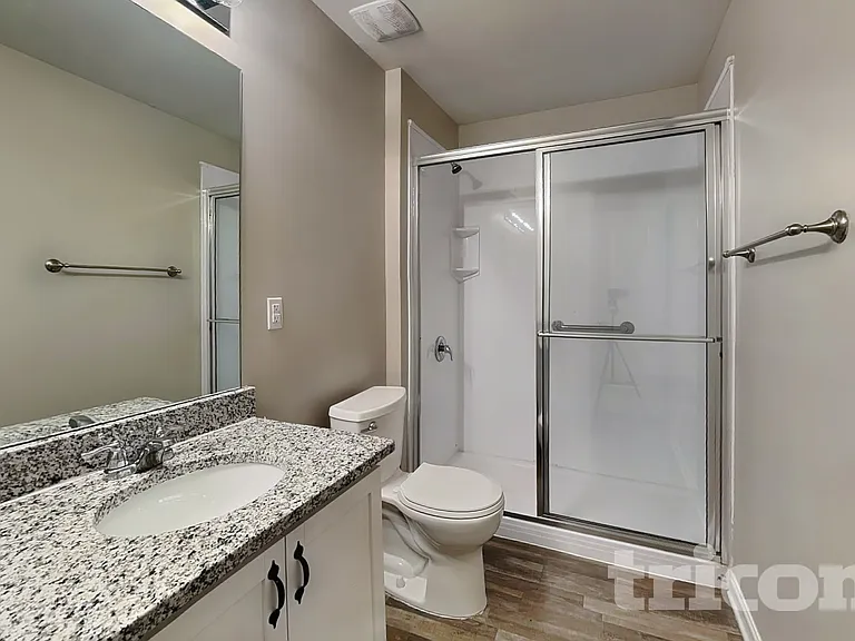 805 Ali St — Photo 8