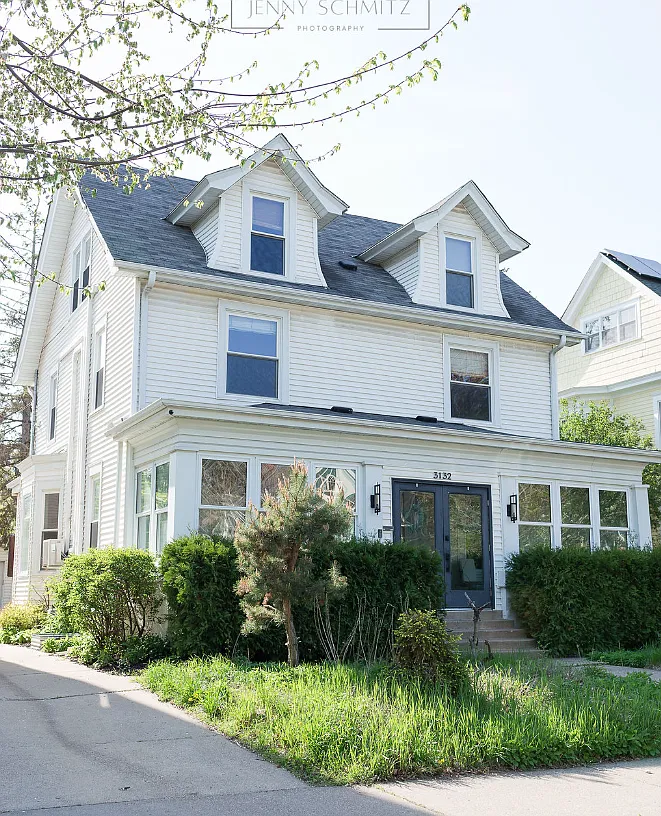 3132 Irving Ave S — Photo 3
