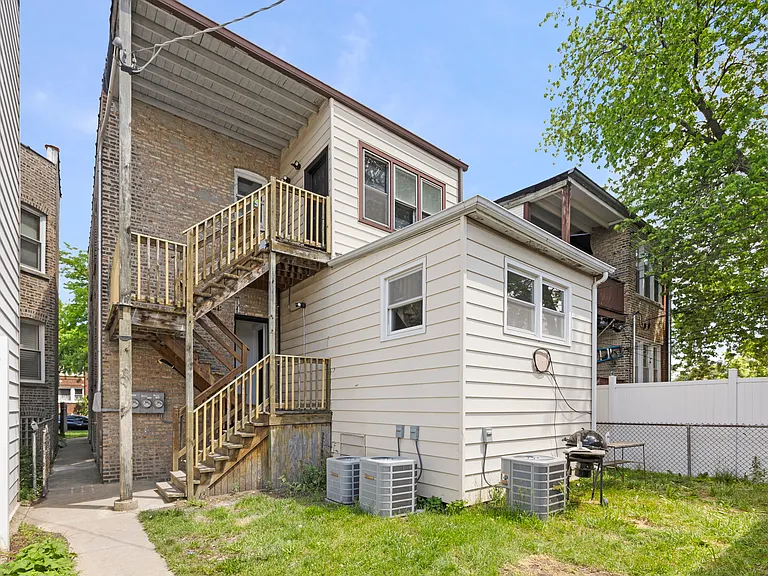 4819 W Barry Ave #1G — Photo 15