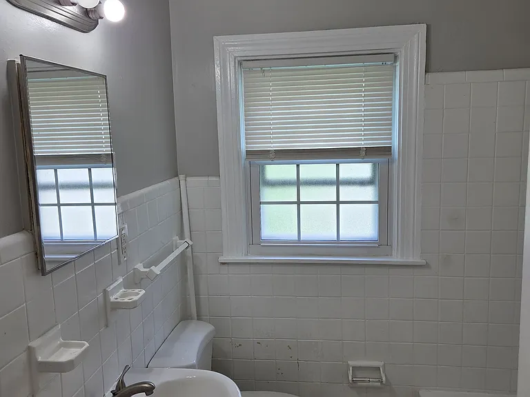 3010 Wirth Ave — Photo 5